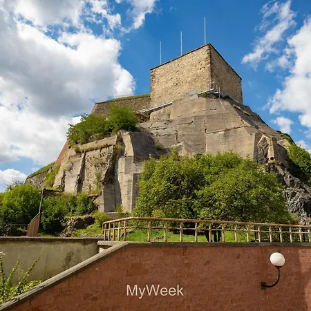 Apartamenty Na Szlaku, Myweek Klodzko Exterior photo