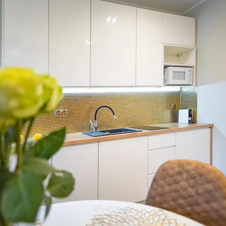 Apartamenty Na Szlaku, Myweek Klodzko Exterior photo